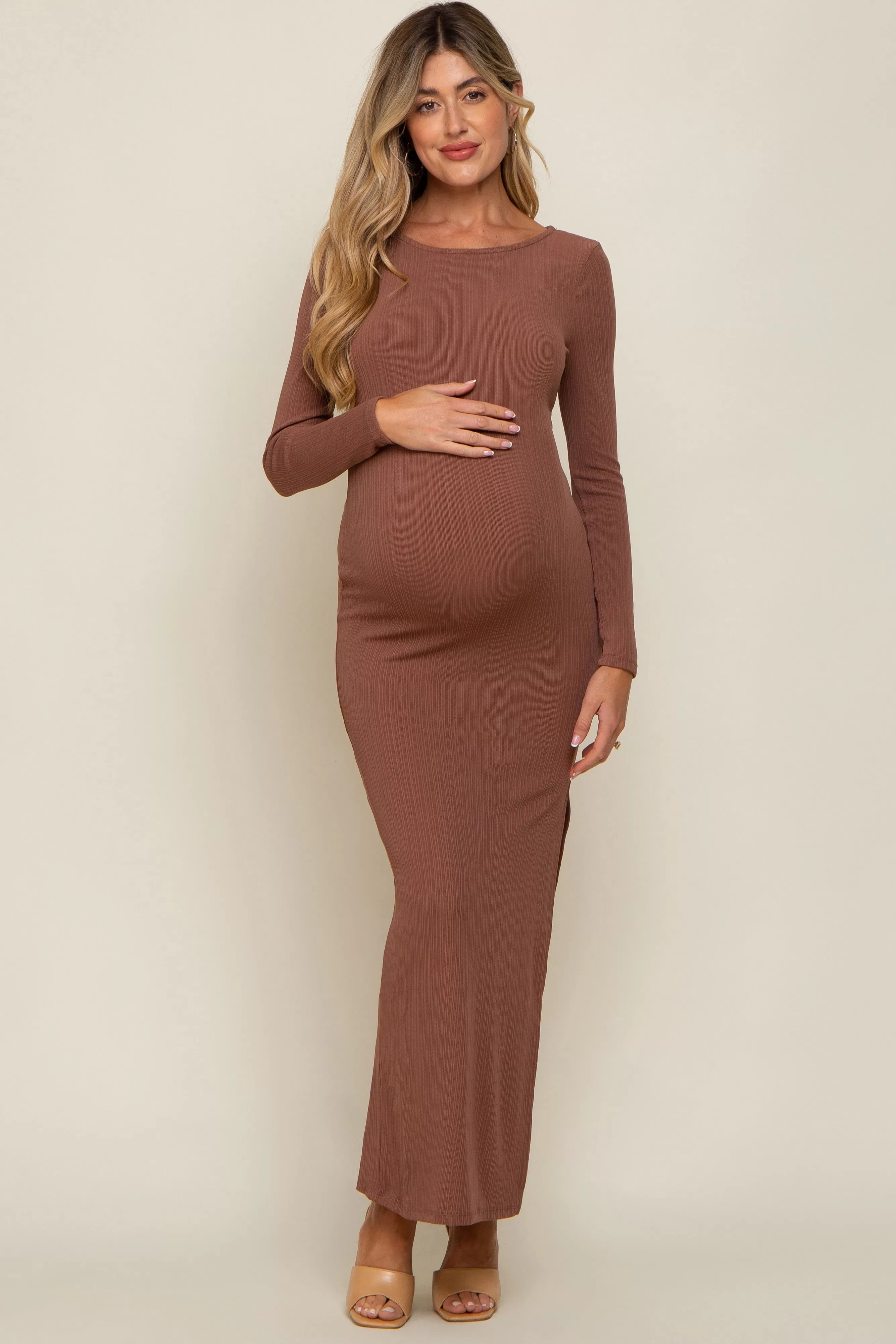 Brown Ribbed Long Sleeve Side Slit Maternity Maxi Dress