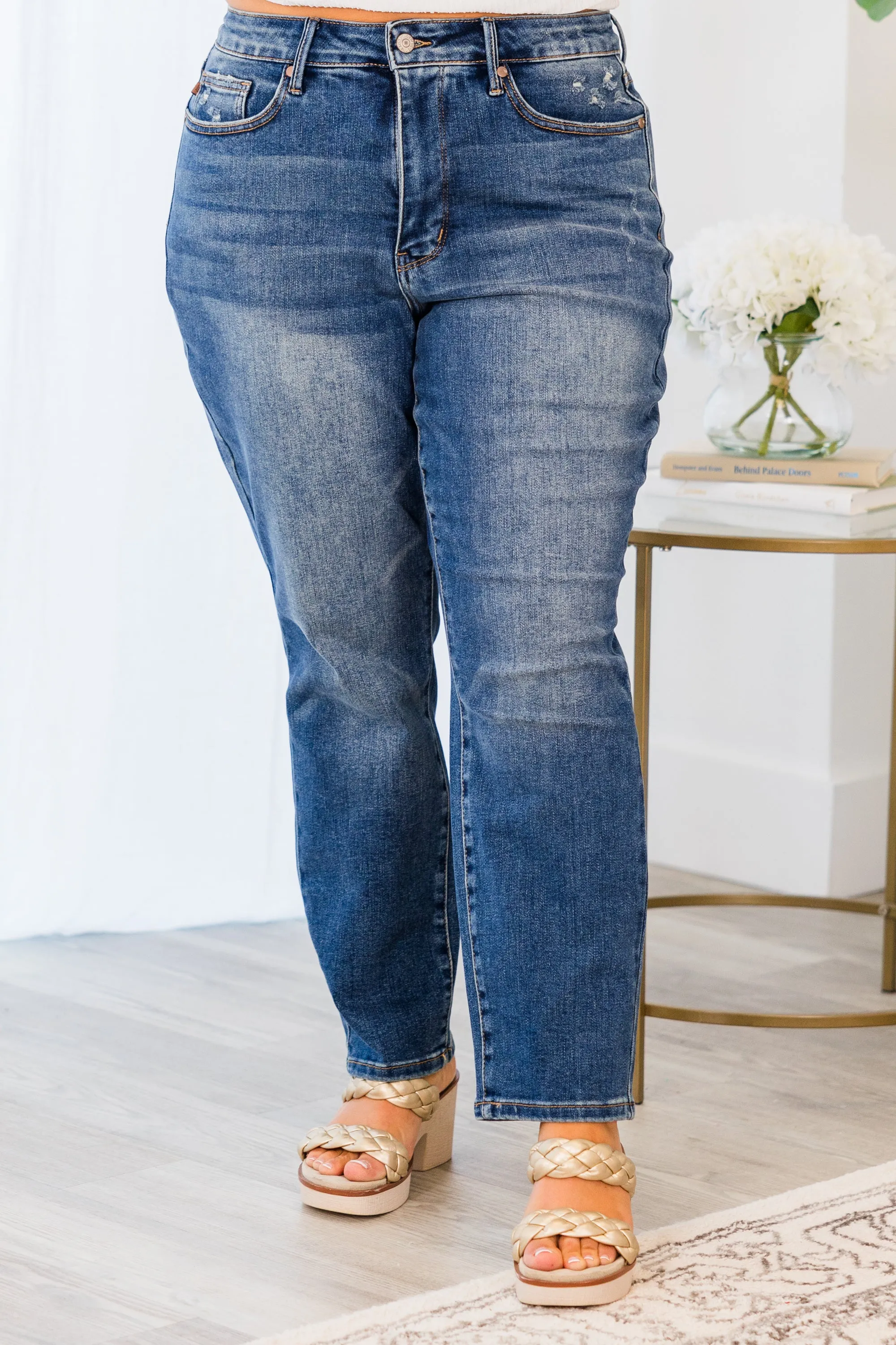 Judy Blue: Dream Chaser Jeans, Dark Wash