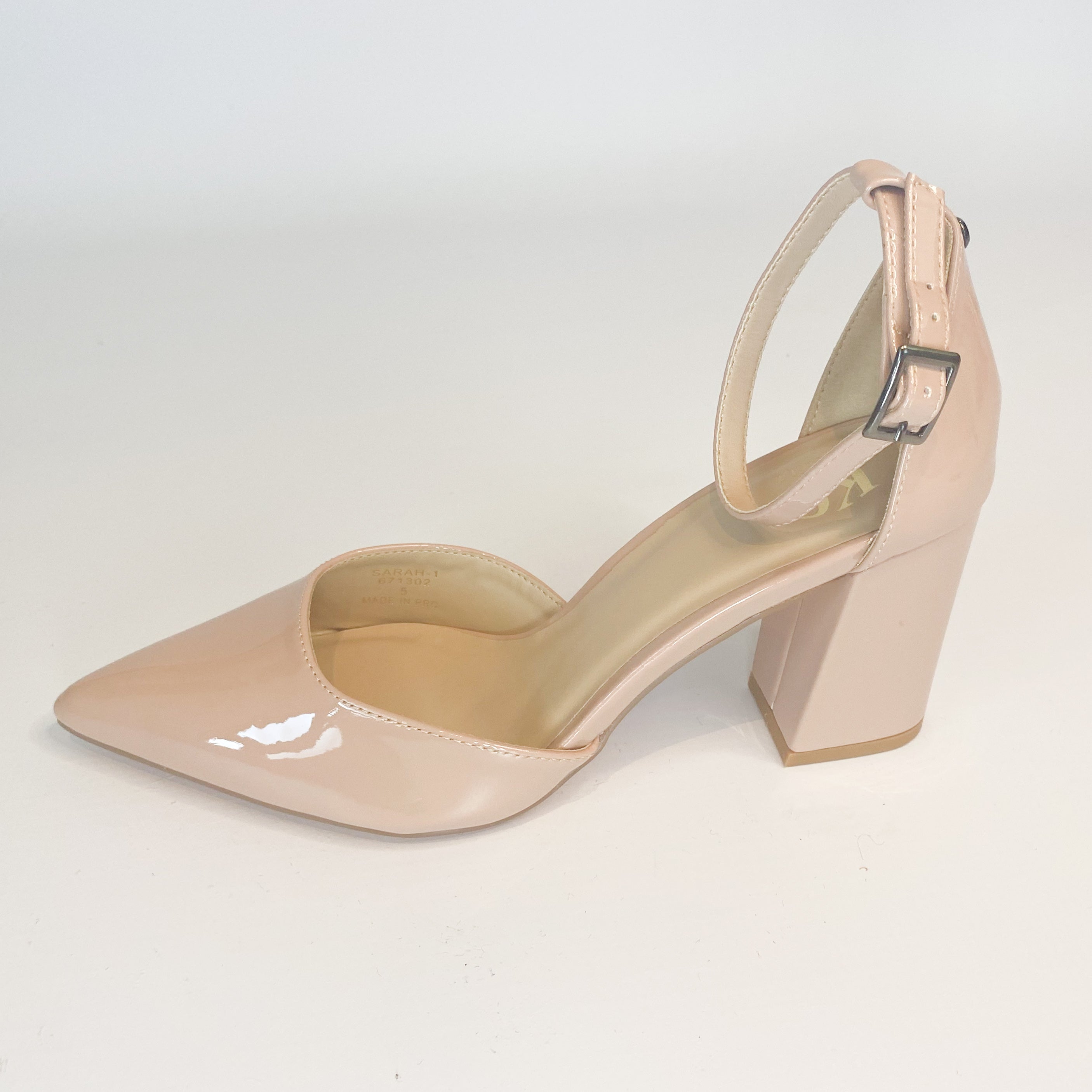 KG nude pointy block heel