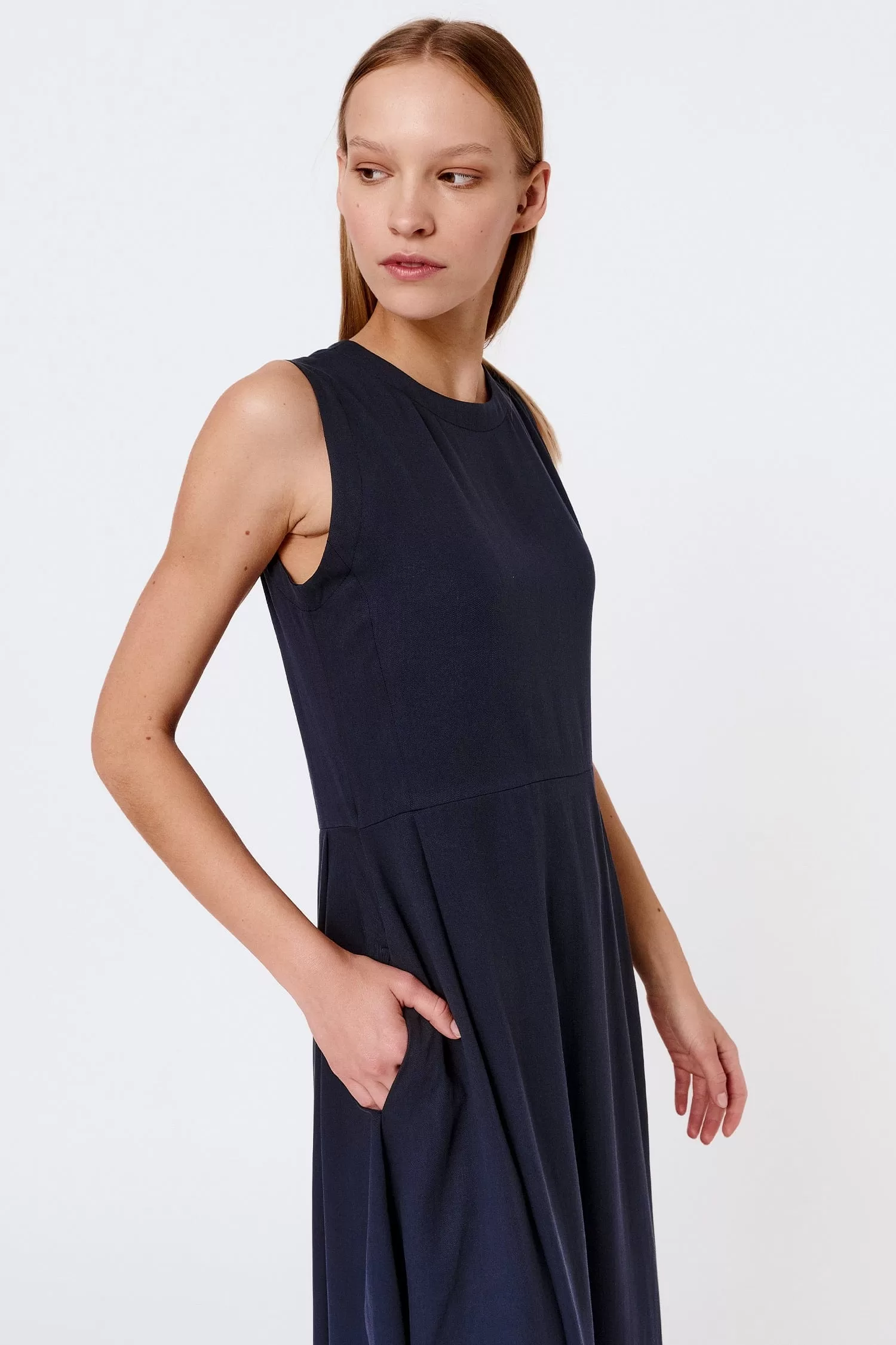 Pleat TENCEL Organic Cotton Dress | Dark Blue