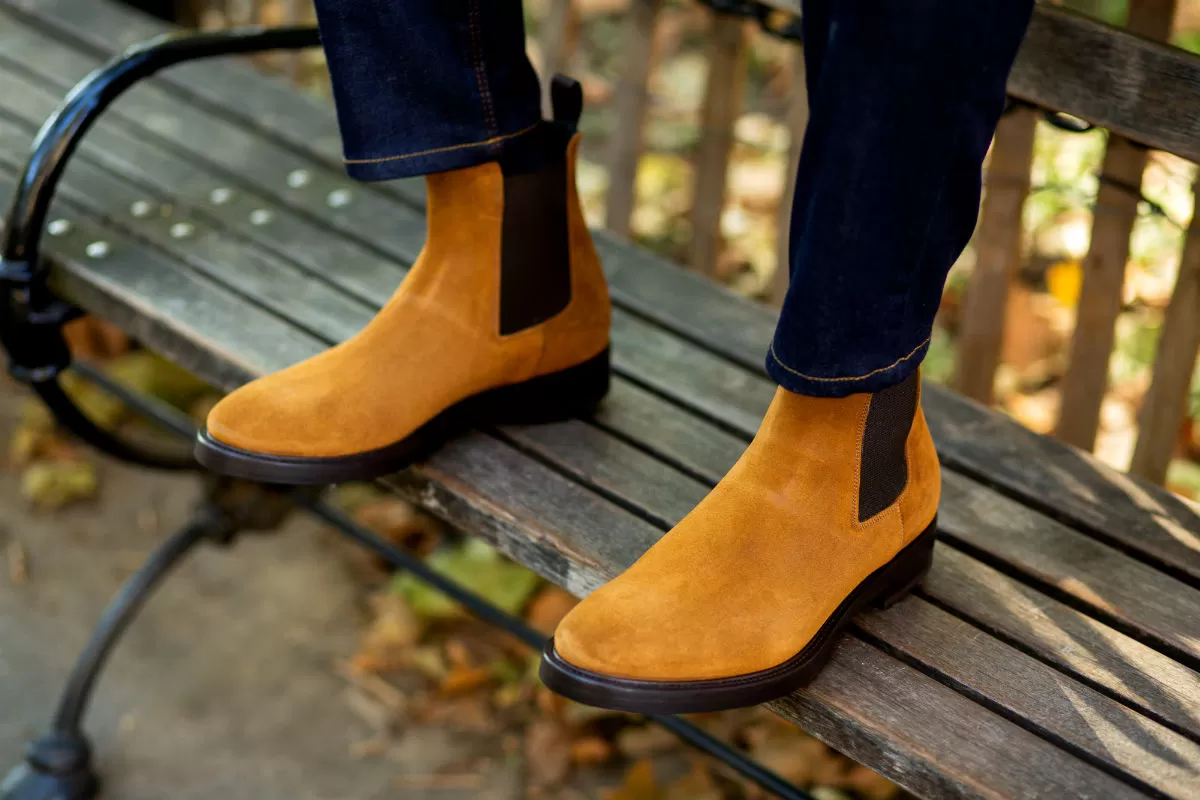 The Phoenix Chelsea Boot - Rum